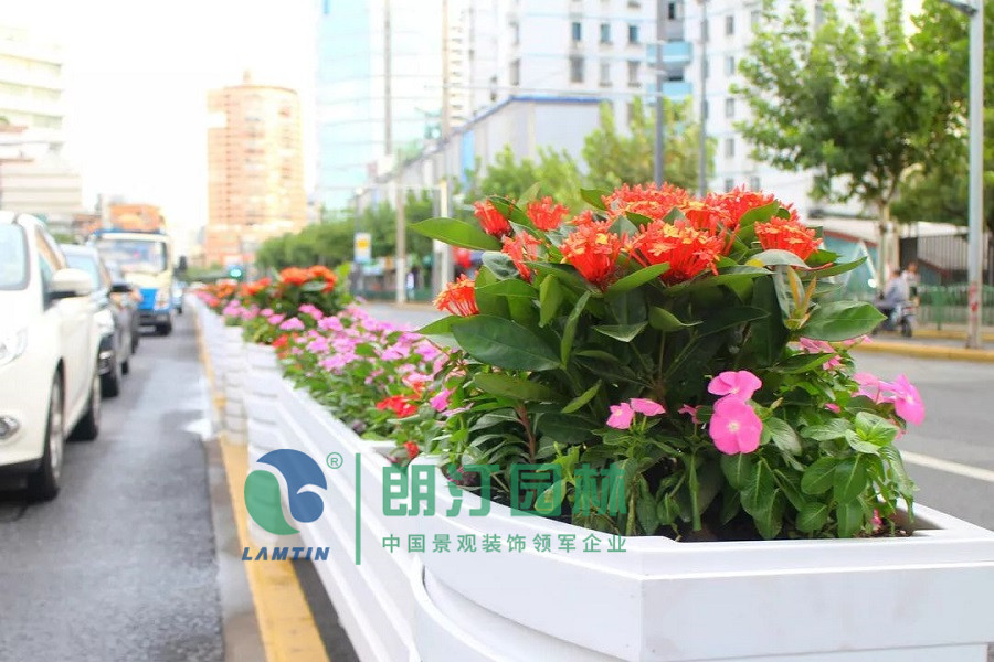 弧形馬槽藝術(shù)花箱 弧形馬槽藝術(shù)花箱