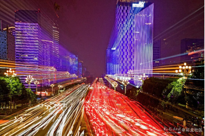 一條城市高速發(fā)展之路 一條城市高速發(fā)展之路