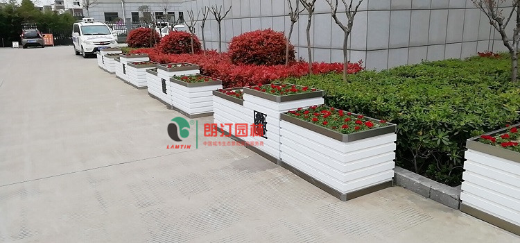 河南商城辦公園區(qū)綠化花箱-唐寶相花箱亮相商城 河南商城辦公園區(qū)綠化花箱-唐寶相花箱亮相商城