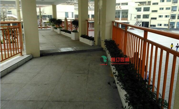 朗汀園林新型弧形組合藝術(shù)花箱