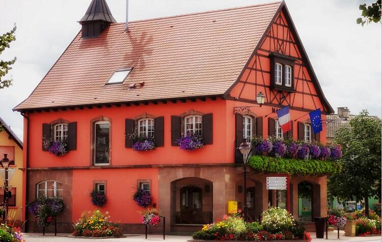 國外別墅窗臺外掛景觀花盆 國外別墅窗臺外掛景觀花盆