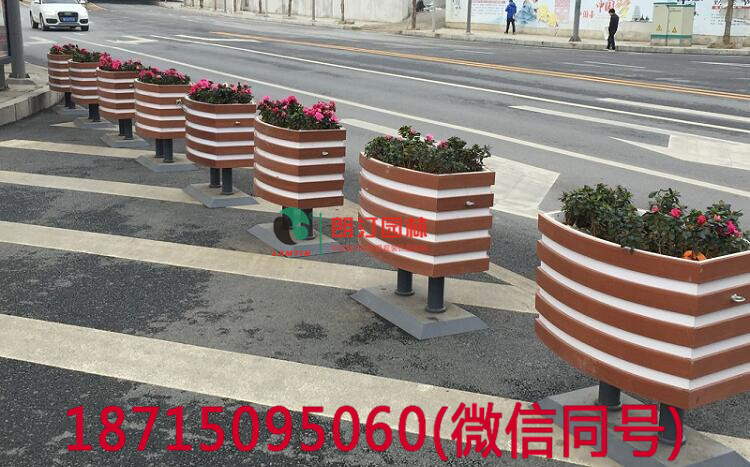 隔離花箱生態(tài)景觀綠化 隔離花箱生態(tài)景觀綠化
