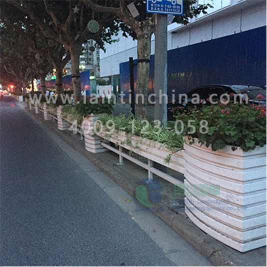 pvc微發(fā)泡花箱-朗汀道路花箱 pvc微發(fā)泡花箱-朗汀道路花箱