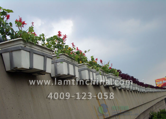 高架橋花盆 高架橋花盆