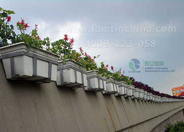 高架橋花盆 高架橋花盆